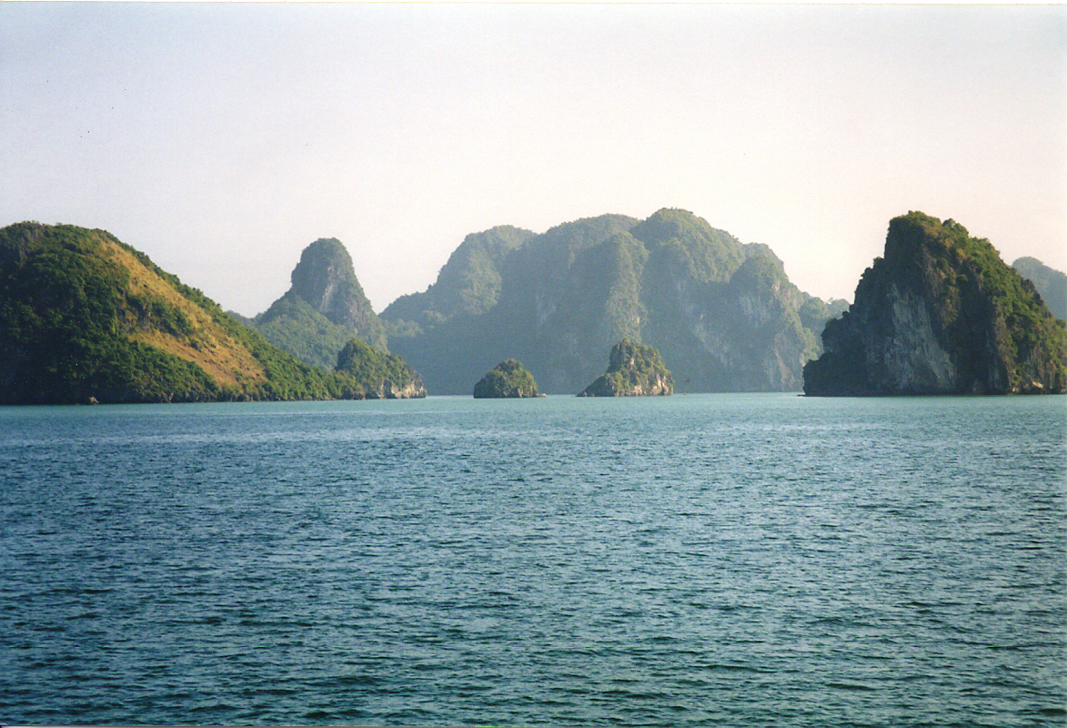 A-Z April Challenge – H is for Ha Long Bay in Vietnam